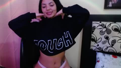 Snapshot of juliieth_miller chatting on March 6, 2025, 7:14 am Juliieth Miller online show from March 6, 2025, 7:14 am