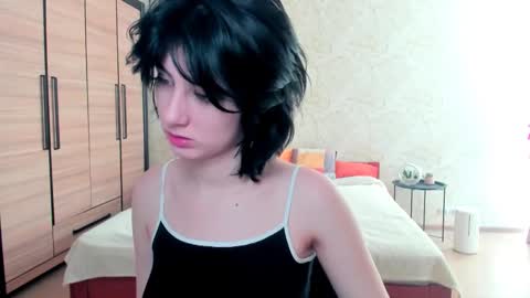 Snapshot of julissweet chatting on February 13, 2025, 7:35 am Asmodeus online show from February 13, 2025, 7:35 am