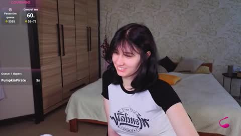 Snapshot of julissweet chatting on October 25, 2025, 7:16 am Asmodeus online show from October 25, 2025, 7:16 am