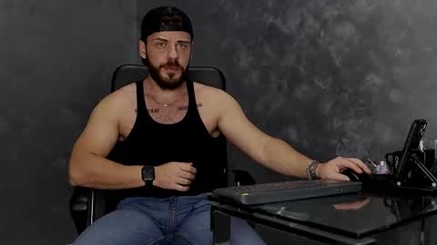 JULiUS   online show from October 31, 2025, 9:16 pm