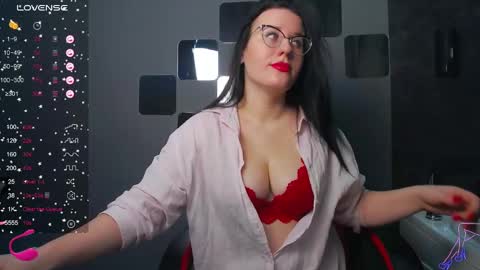 Snapshot of juliyamayers chatting on January 17, 2025, 2:29 am JuliyaMayers online show from January 17, 2025, 2:29 am