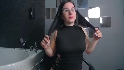 Snapshot of juliyamayers chatting on February 17, 2025, 2:20 am JuliyaMayers online show from February 17, 2025, 2:20 am