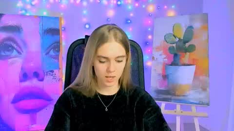 junewoods online show from February 24, 2026, 7:17 am