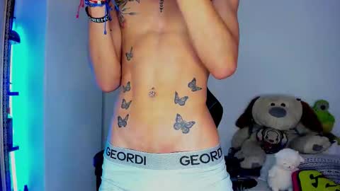 Junior online show from November 28, 2025, 2:25 am