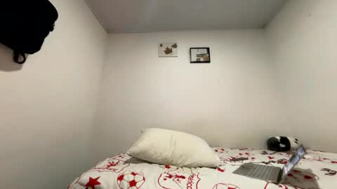 Snapshot of junior_osorio_2 chatting on February 7, 2026, 3:43 am junior_osorio_2 online show from February 7, 2026, 3:43 am