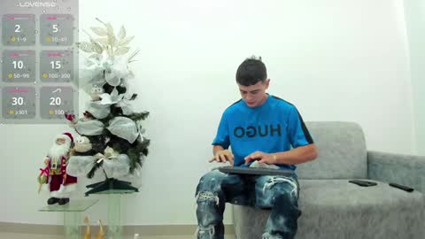 Snapshot of juniormorris_ chatting on January 11, 2025, 8:54 pm Junior online show from January 11, 2025, 8:54 pm