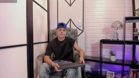 Snapshot of juniormorris_ chatting on October 9, 2025, 9:24 pm Junior online show from October 9, 2025, 9:24 pm