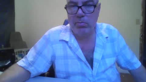 Snapshot of junkhp1 chatting on May 23, 2026, 11:36 am junkhp1 online show from May 23, 2026, 11:36 am