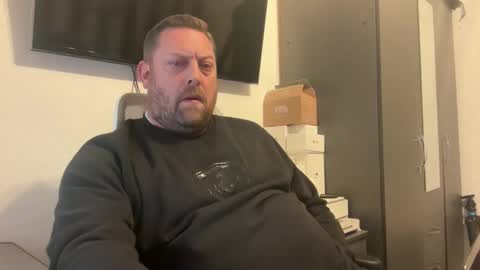 Snapshot of junky345 chatting on February 14, 2026, 9:11 pm Junky online show from February 14, 2026, 9:11 pm