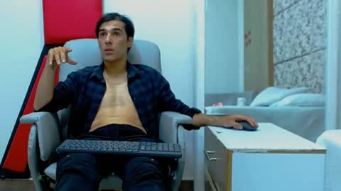 Snapshot of jupiter_333 chatting on October 18, 2025, 7:14 pm Jupiter online show from October 18, 2025, 7:14 pm