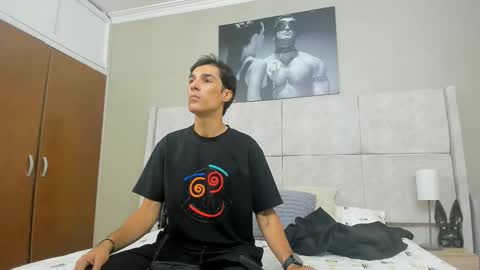 Snapshot of jupiter_333 chatting on November 25, 2025, 6:19 pm Jupiter online show from November 25, 2025, 6:19 pm