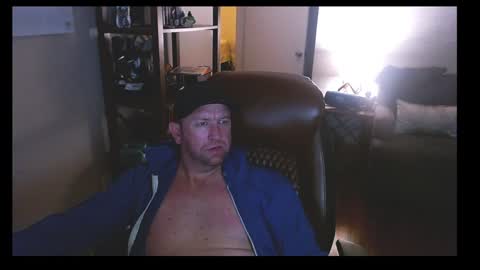 Snapshot of jusbeaz8722 chatting on January 7, 2025, 5:12 am JustnSide Unexxst online show from January 7, 2025, 5:12 am