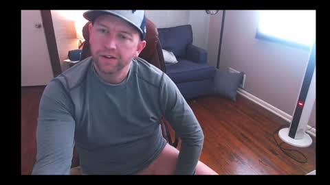 Snapshot of jusbeaz8722 chatting on January 7, 2025, 7:38 pm JustnSide Unexxst online show from January 7, 2025, 7:38 pm