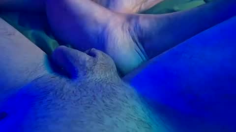 Yuri online show from November 24, 2025, 9:42 am