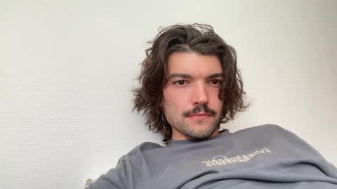 just_a_guy_with_a_big_cock online show from June 5, 2026, 1:17 pm