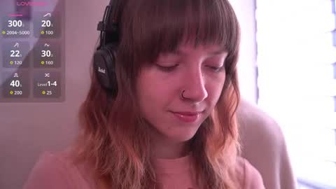 Julia online show from October 19, 2025, 7:31 am