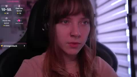 Julia online show from December 17, 2025, 9:15 am