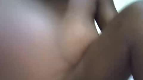 Snapshot of just_do_it_4 chatting on December 1, 2025, 10:15 pm just_do_it_4 online show from December 1, 2025, 10:15 pm