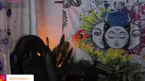 Sofia online show from February 18, 2025, 1:32 am