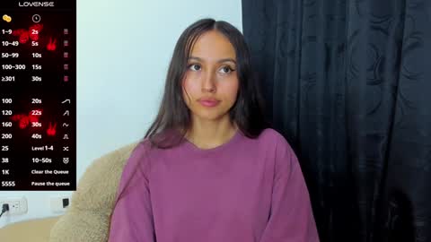 Soffy  online show from December 19, 2024, 3:40 am