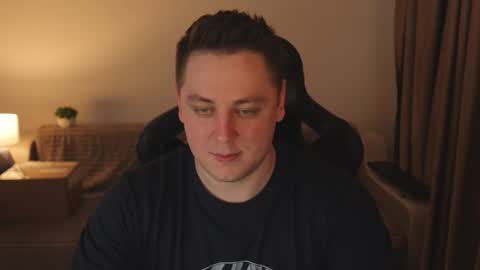 Snapshot of just_top chatting on February 16, 2026, 6:15 pm David online show from February 16, 2026, 6:15 pm