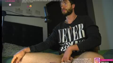 Snapshot of just_your_dreamboy chatting on February 28, 2025, 12:10 am Maxi online show from February 28, 2025, 12:10 am