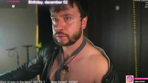 Snapshot of just_your_dreamboy chatting on November 17, 2025, 11:32 pm Maxi online show from November 17, 2025, 11:32 pm