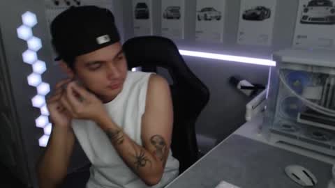 Rhys online show from November 20, 2025, 10:59 am