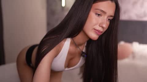 Katarina online show from November 15, 2025, 8:49 pm