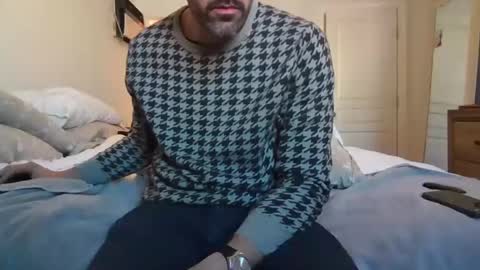 Snapshot of justcallmelaz chatting on February 1, 2025, 7:02 pm just laz online show from February 1, 2025, 7:02 pm