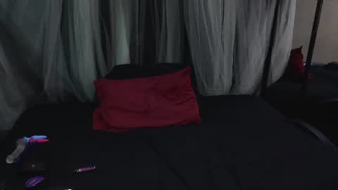 Cheshire Brat online show from June 18, 2026, 2:01 am
