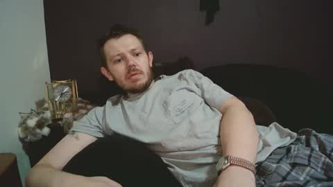 Snapshot of justclickthis chatting on January 8, 2026, 12:13 am justclickthis online show from January 8, 2026, 12:13 am