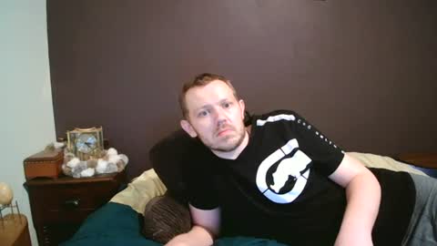 Snapshot of justclickthis chatting on June 12, 2026, 7:29 am justclickthis online show from June 12, 2026, 7:29 am