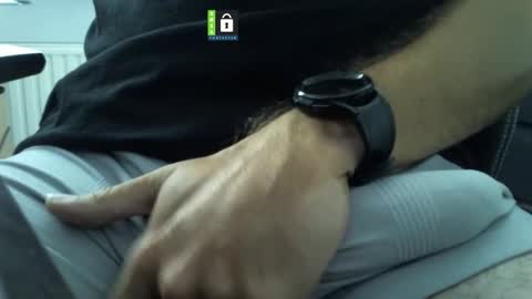 justforcamnl online show from September 10, 2025, 8:03 am