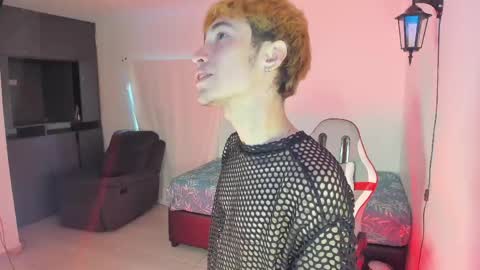 Snapshot of justin_blake_ chatting on April 24, 2026, 2:19 pm Justin Blake online show from April 24, 2026, 2:19 pm
