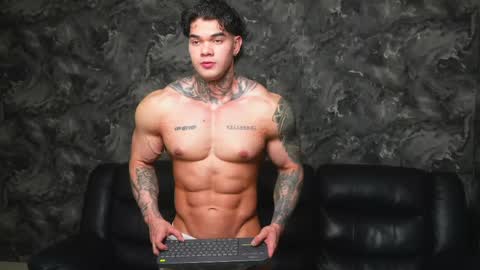 justin clark1 online show from April 26, 2026, 1:36 am