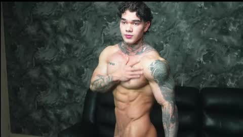 justin clark1 online show from May 13, 2026, 4:32 am