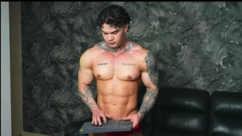justin clark1 online show from May 31, 2026, 3:58 am