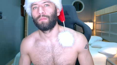 Snapshot of justin_hton chatting on December 19, 2024, 10:02 am Justin online show from December 19, 2024, 10:02 am