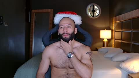 Snapshot of justin_hton chatting on December 29, 2024, 7:22 pm Justin online show from December 29, 2024, 7:22 pm