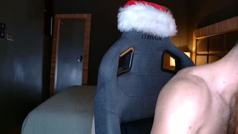 Snapshot of justin_hton chatting on December 31, 2024, 11:31 am Justin online show from December 31, 2024, 11:31 am