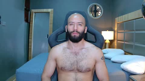Snapshot of justin_hton chatting on January 8, 2025, 12:58 pm Justin online show from January 8, 2025, 12:58 pm