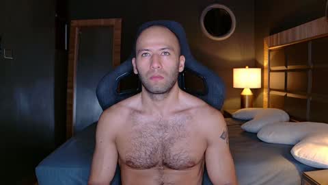 Snapshot of justin_hton chatting on February 6, 2025, 10:26 am Justin online show from February 6, 2025, 10:26 am
