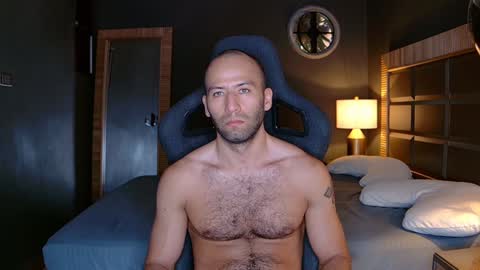 Snapshot of justin_hton chatting on February 7, 2025, 9:48 pm Justin online show from February 7, 2025, 9:48 pm