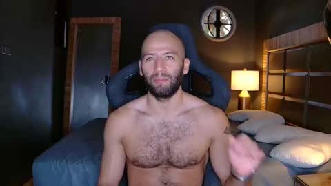 Snapshot of justin_hton chatting on February 22, 2025, 1:57 pm Justin online show from February 22, 2025, 1:57 pm