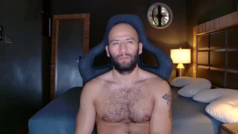 Snapshot of justin_hton chatting on February 26, 2025, 1:30 pm Justin online show from February 26, 2025, 1:30 pm