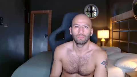 Snapshot of justin_hton chatting on March 11, 2025, 1:12 pm Justin online show from March 11, 2025, 1:12 pm