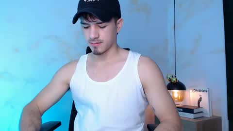 Snapshot of justin_spencer chatting on January 7, 2026, 7:27 pm Justin online show from January 7, 2026, 7:27 pm