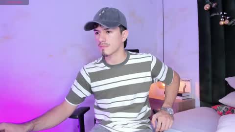 Snapshot of justin_spencer chatting on January 17, 2026, 7:28 pm Justin online show from January 17, 2026, 7:28 pm