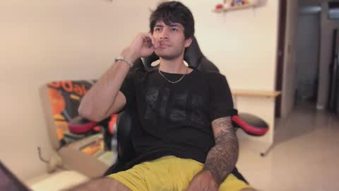 Snapshot of justin_stark1 chatting on October 29, 2025, 10:22 pm Diego online show from October 29, 2025, 10:22 pm